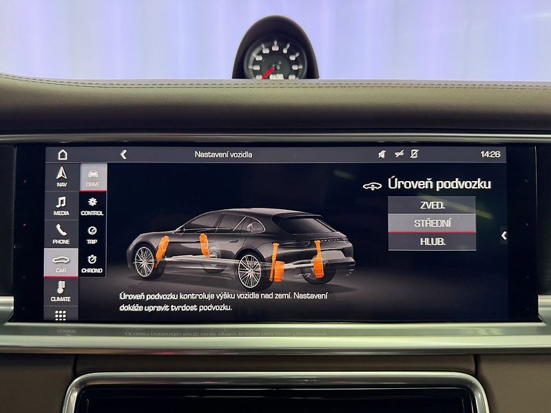 Porsche Panamera GTS 338KW SPORT TURISMO - fotka 16 z 30