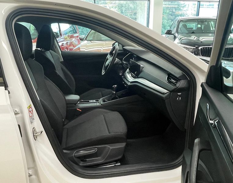 Škoda Octavia 1.0 TSI, AMBITION, ČR - fotka 11 z 26