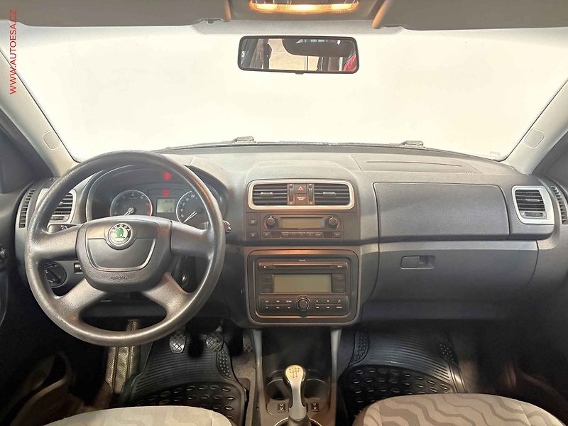 Škoda Roomster (2009) 1.4i, 2.maj, Klima - fotka 8 z 14