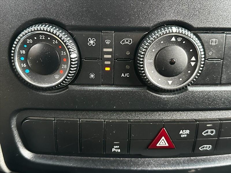 Mercedes-Benz Sprinter 2,2 CDI 316 120kW-MAXI - fotka 25 z 33