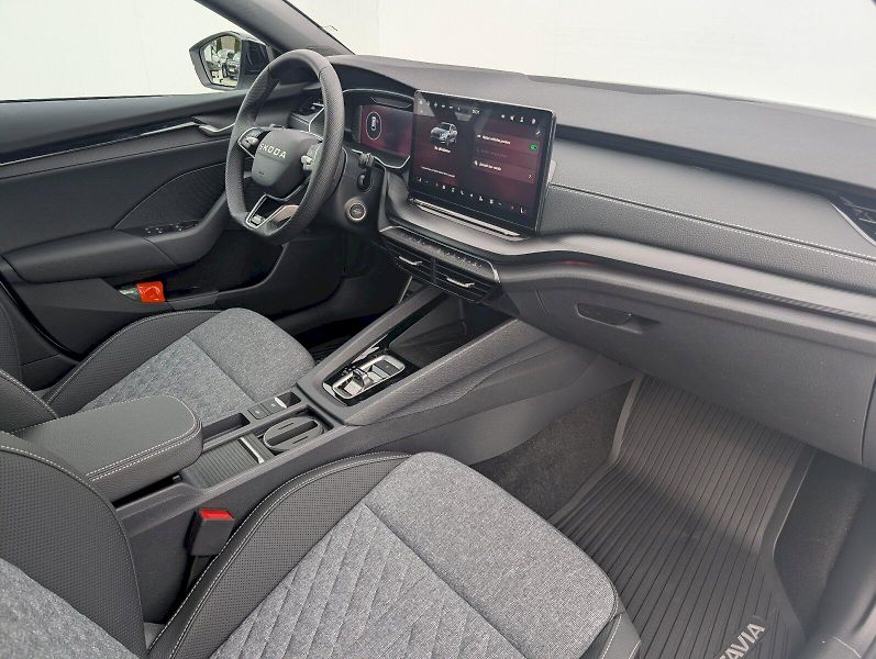 Škoda Octavia (2026) Combi 2,0 TDI / 110 kW DSG Spo - fotka 10 z 30