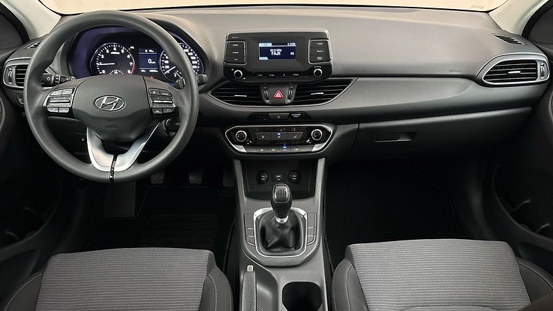 Hyundai i30 1.0 T-GDI Start Plus Kombi - fotka 8 z 26