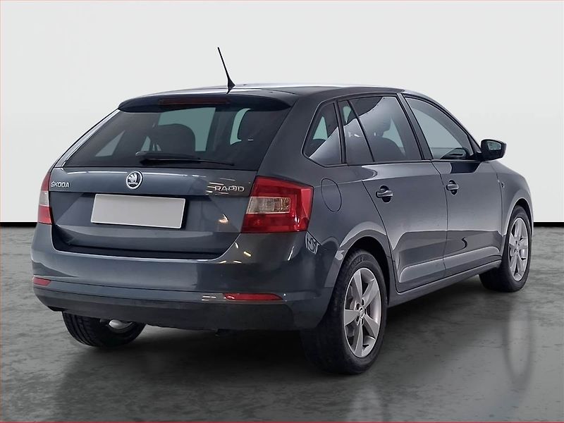 Škoda Rapid (2014) Spaceback 1.2 TSI, ČR,1.maj - fotka 5 z 15
