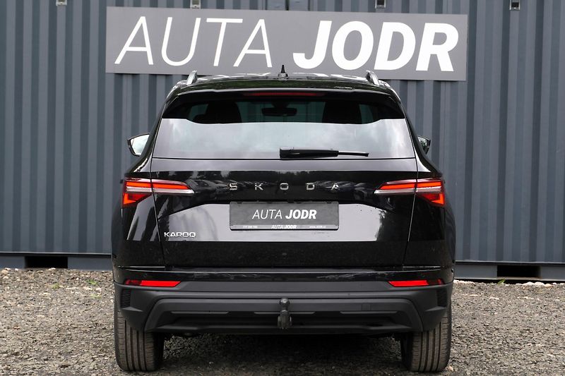 Škoda Karoq 1.5 TSI 110 kW, Kamera,Keyless - fotka 7 z 41