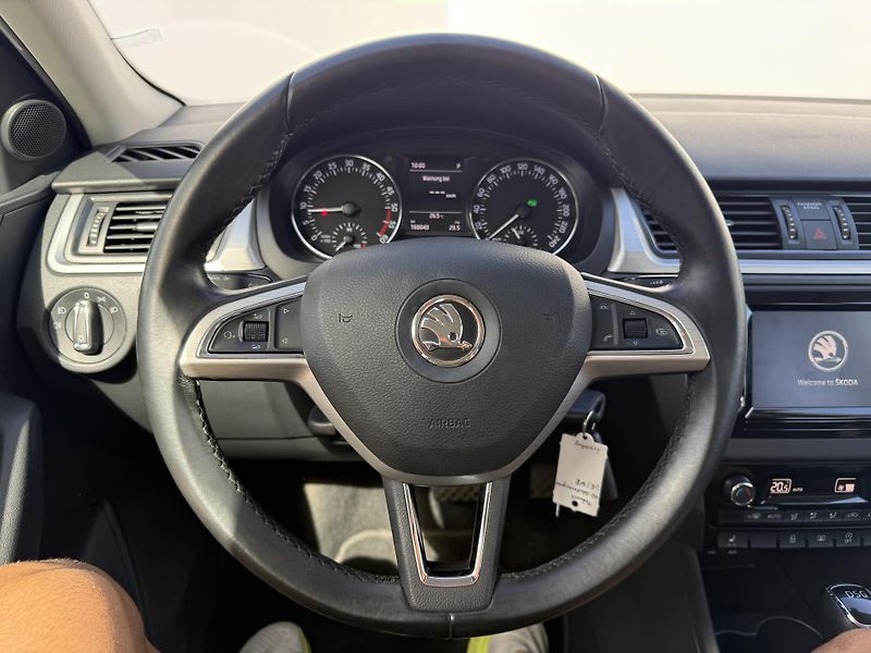 Škoda Rapid (2016) 1.4TDI DSG rezervace - fotka 20 z 25