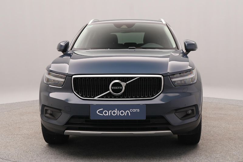 Volvo XC40 T3 MOMENTUM CZ REZERVACE - fotka 15 z 47