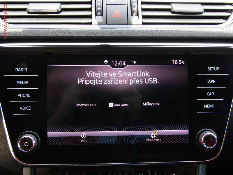 Škoda Superb (2019) 2.0TDi, ČR, Active - fotka 16 z 19