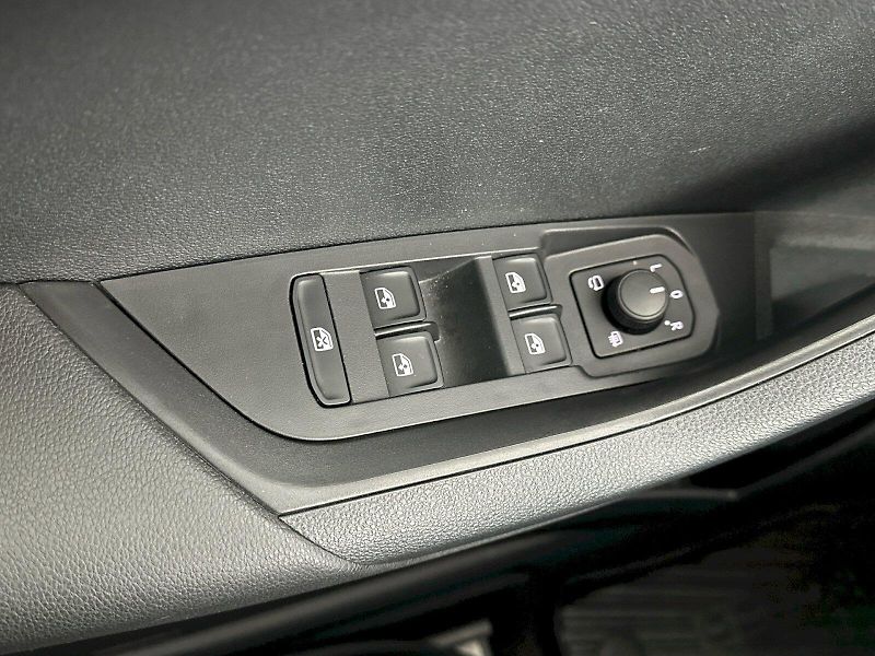 Škoda Karoq (2024) DSG 1.5TSI 110kW Selection Fre - fotka 23 z 29