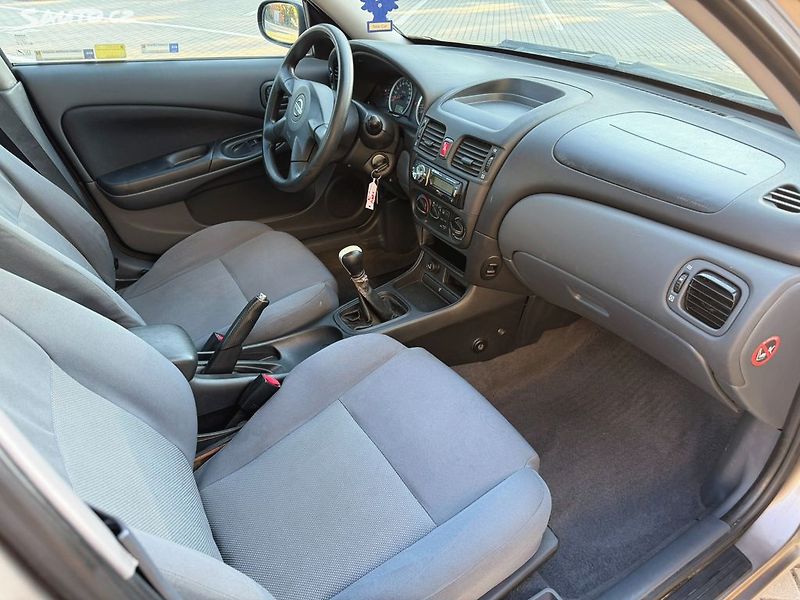 Nissan Almera (2005) 1.5i, 72kw Nová STK - fotka 9 z 16