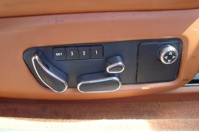 Bentley Continental GT (2013) V8 Twin Turbo - fotka 20 z 40