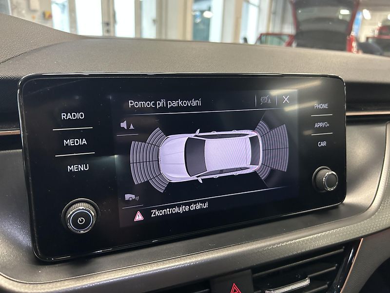 Škoda Scala (2022) 1.0TSi DSG Style LED Virt.kokp - fotka 9 z 26