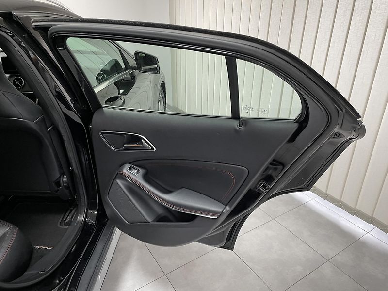 Mercedes-Benz GLA 220 CDi 4M AT ČR 1.MA.SERVISKA - fotka 15 z 24