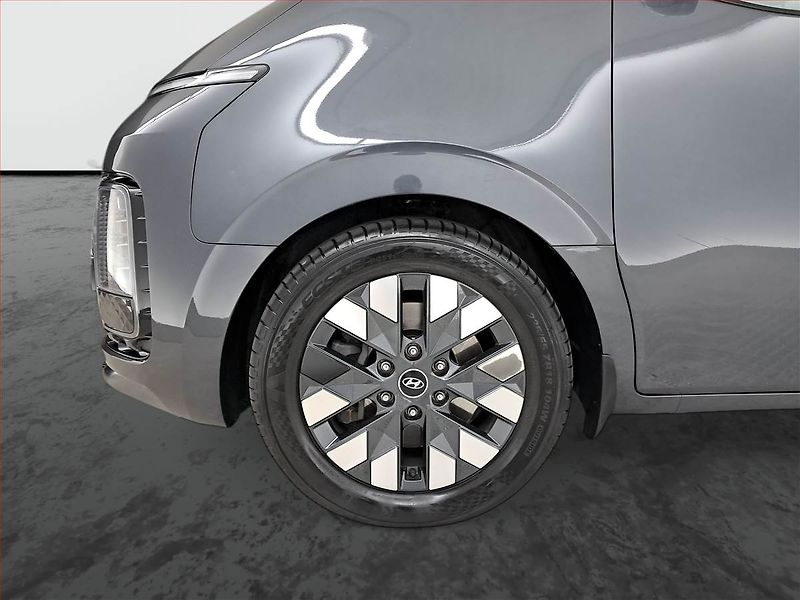 Hyundai Staria (2021) 2.2 CRDi - fotka 15 z 24
