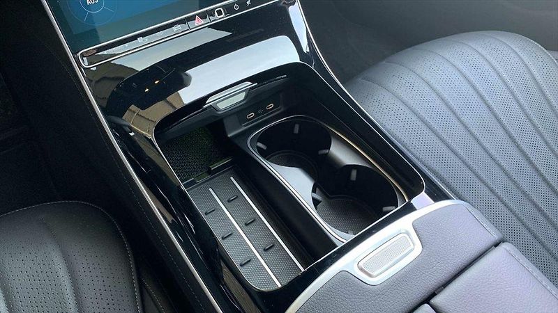 Mercedes-Benz Třídy S S 580 e AMG 375KW BURMESTER  - fotka 15 z 18