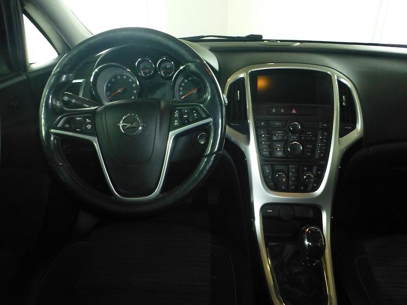 Opel Astra (2014) 1,4i-88KW*ALU*PARK.S**VYHŘ.SED - fotka 15 z 24