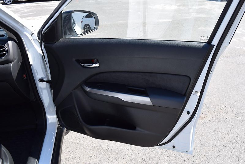 Suzuki Vitara (2019) 1.4 103kw BOOSTER JET ALL GRIP - fotka 42 z 50