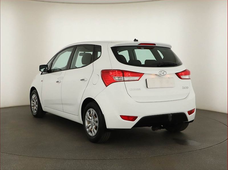 Hyundai ix20 (2019) 1.6 CVVT - fotka 4 z 13