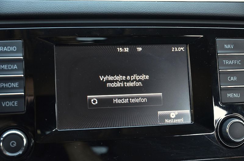 Škoda Octavia (2014) 2.0 TDi 110kW DSG AMB./ TAŽNÉ - fotka 28 z 33