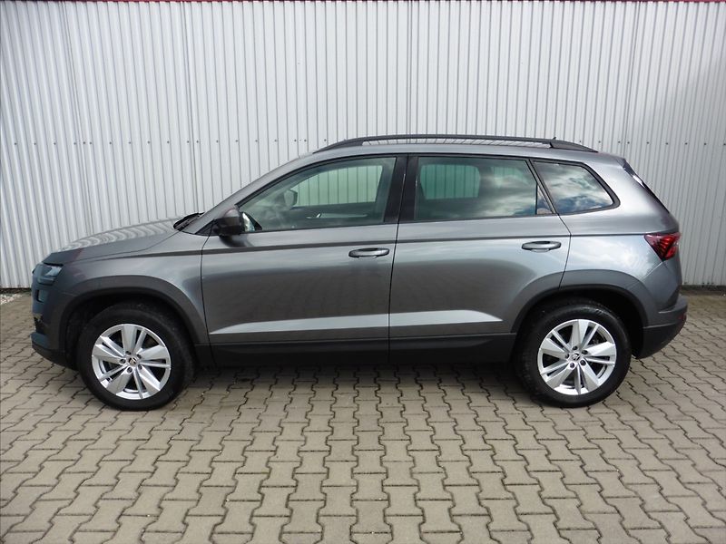 Škoda Karoq 2,0 TDi Style 4x4 DSG, nové ČR - fotka 5 z 24
