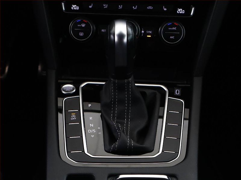 Volkswagen Arteon (2019) R-line 2.0 TSI - fotka 11 z 22