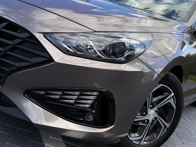 Hyundai i30 (2021) 1.0 t-gdi 88 kW / manual  - fotka 9 z 19