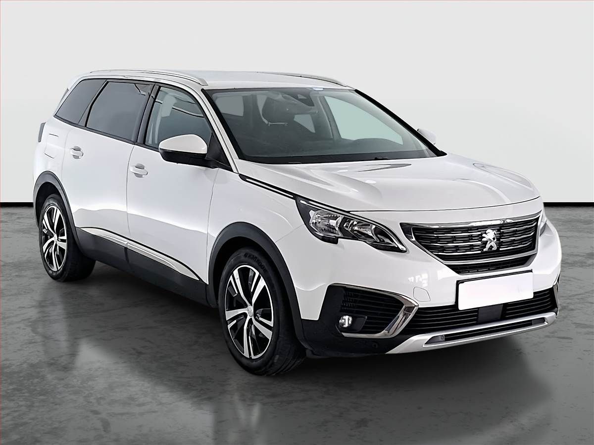 Peugeot 5008 1.6 BlueHDi, Automat, 7 míst