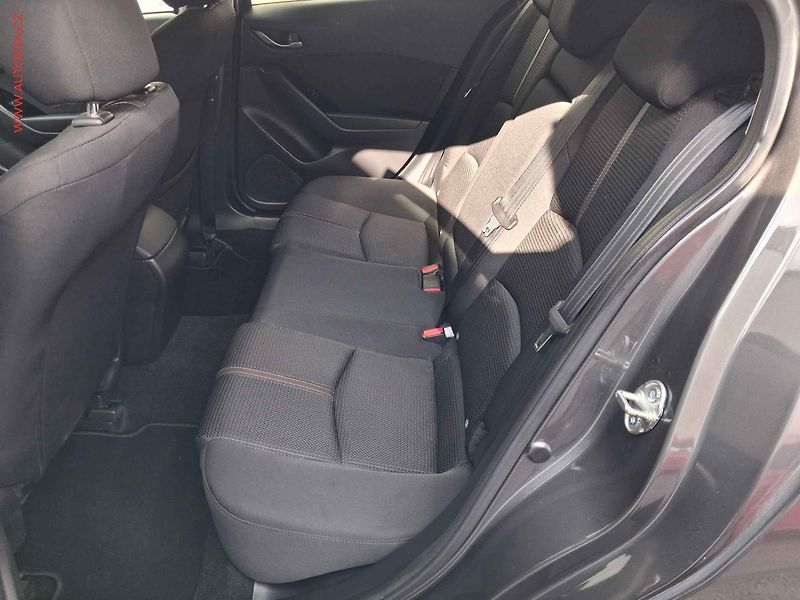 Mazda 3 (2018) 2.0, Sport, navi, +ALU - fotka 10 z 20