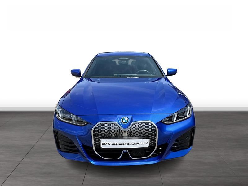 BMW i4 xDrive40 M-Sport HuD 360 DAPro - fotka 2 z 22