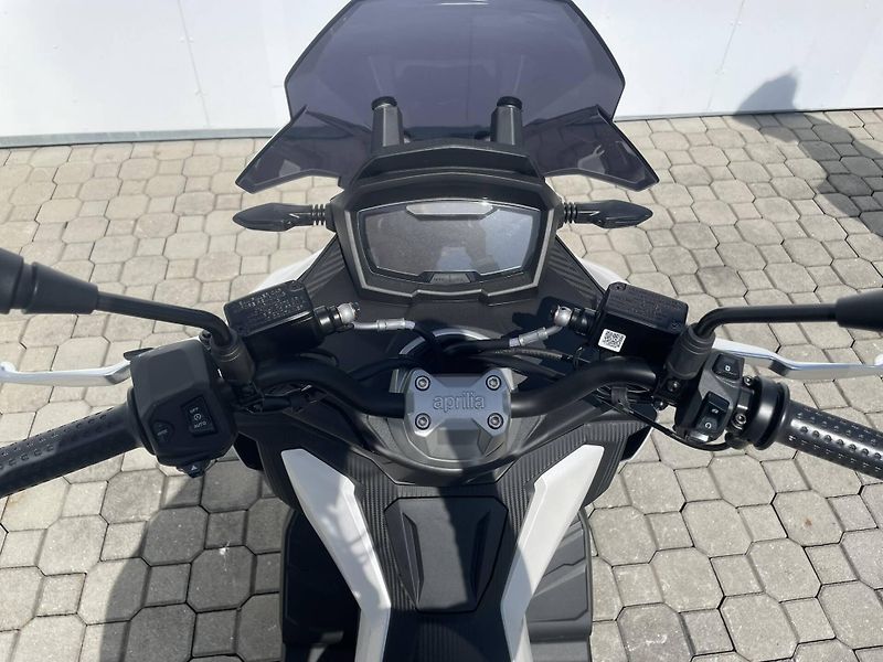 Aprilia (2025) SR GT 125 EU5+ - fotka 11 z 13