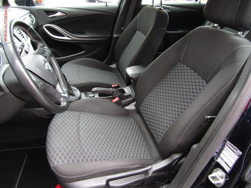 Opel Astra (2019) 1.6 CDTi, ČR, servis.kniha - fotka 9 z 19