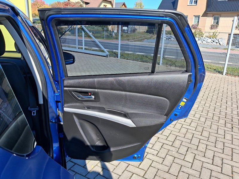 Suzuki SX4 S-Cross (2014) 1,6i 88kw LPG 4x4 NAVI 2x KOLA - fotka 15 z 35
