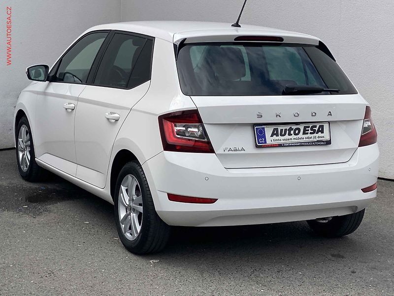 Škoda Fabia (2021) 1.0 TSi, 1.maj,ČR, Style - fotka 6 z 17
