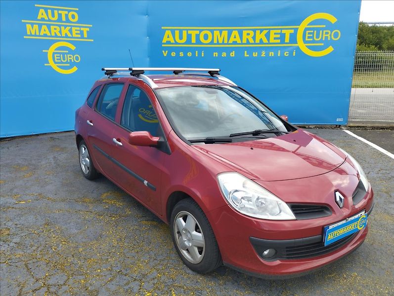 Renault Clio 1,2 55KW Garážované, Servisova - fotka 3 z 17