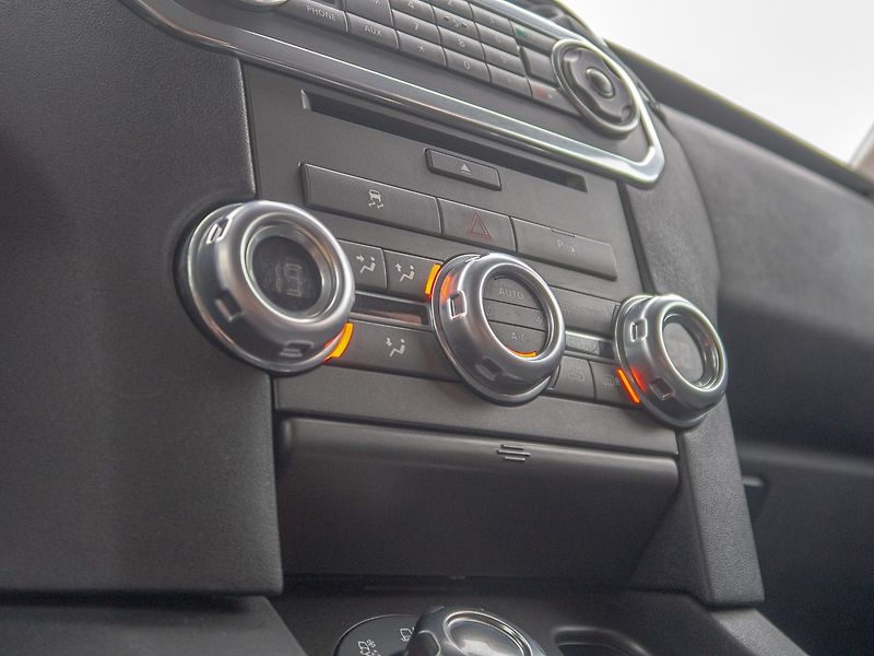 Land Rover Discovery (2009) 3.0D 180KW 4x4 – PO ROZVODECH - fotka 29 z 59