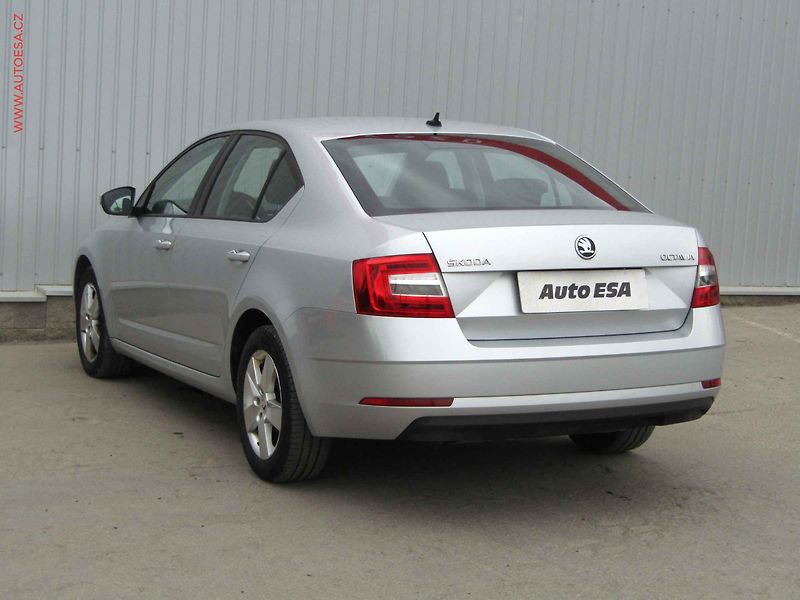Škoda Octavia (2019) 1.6 TDi, ČR, Ambition - fotka 6 z 17