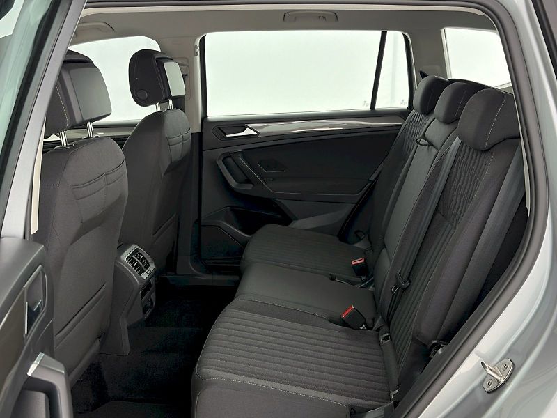 Volkswagen Tiguan Allspace (2022) Life 1.5 TSI 110kW - fotka 8 z 31