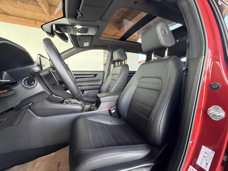 Honda CR-V i-MMD PHEV Advance Tech 2WD CV - fotka 31 z 37