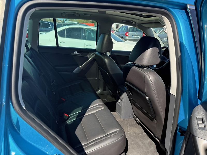 Volkswagen Tiguan 2.0 TDI 4-MOTION - fotka 11 z 13