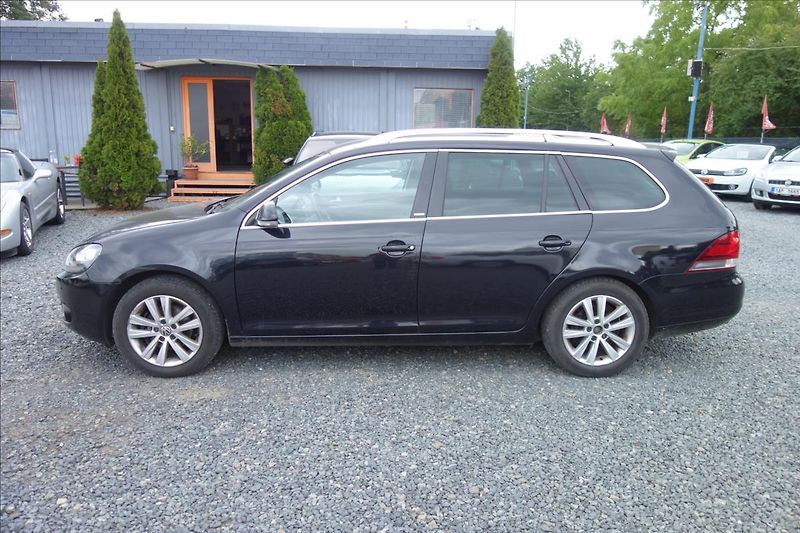 Volkswagen Golf 1,6 TDi 77KW, TRENDLINE. - fotka 3 z 4