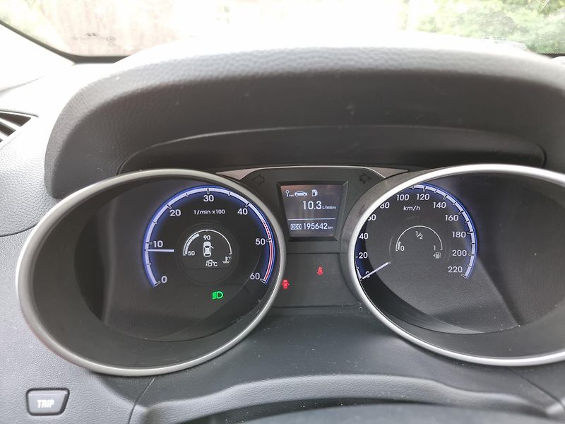 Hyundai ix35 (2012) Auto ve velmi dobrém stavu - fotka 15 z 16