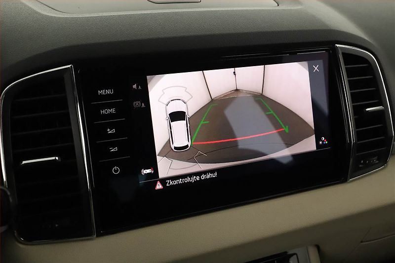 Škoda Karoq (2019) Style 1.5 TSI - fotka 10 z 20