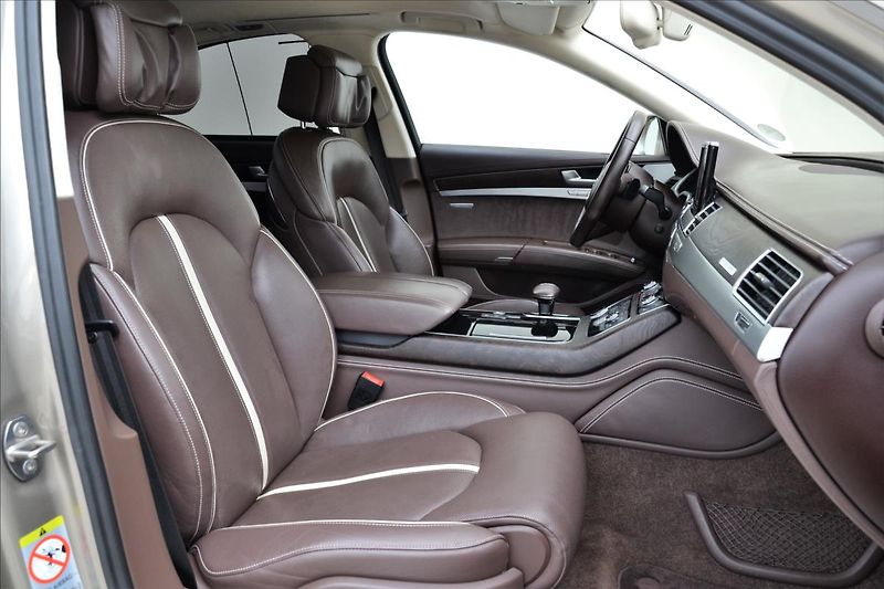 Audi A8 4.2 TDI/V8/Design-Selection/CZ - fotka 29 z 49