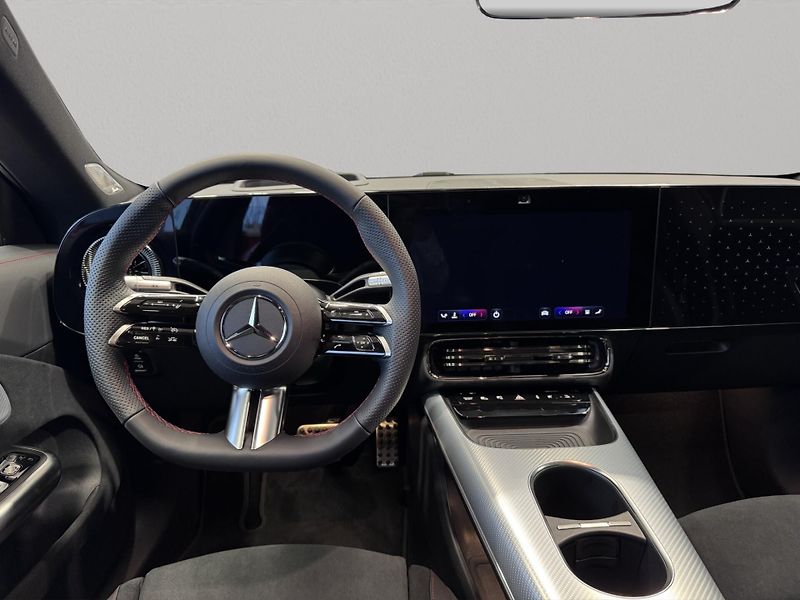 Mercedes-Benz CLA (2025) 350 4MATIC kupé - fotka 10 z 22
