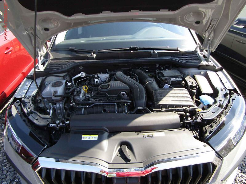Škoda Scala (2024) 1.5 TSi, ČR, DSG, navi, LED - fotka 22 z 23