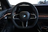 BMW Řada 5 540d xDrive Touring - náhled 10
