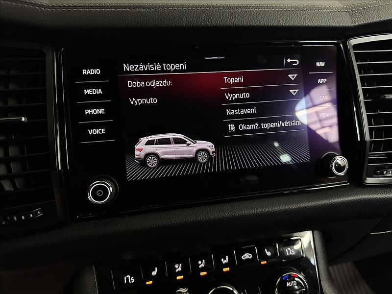 Škoda Kodiaq SPORTLINE 147kW 4x4 NEZ-TOP - fotka 28 z 49