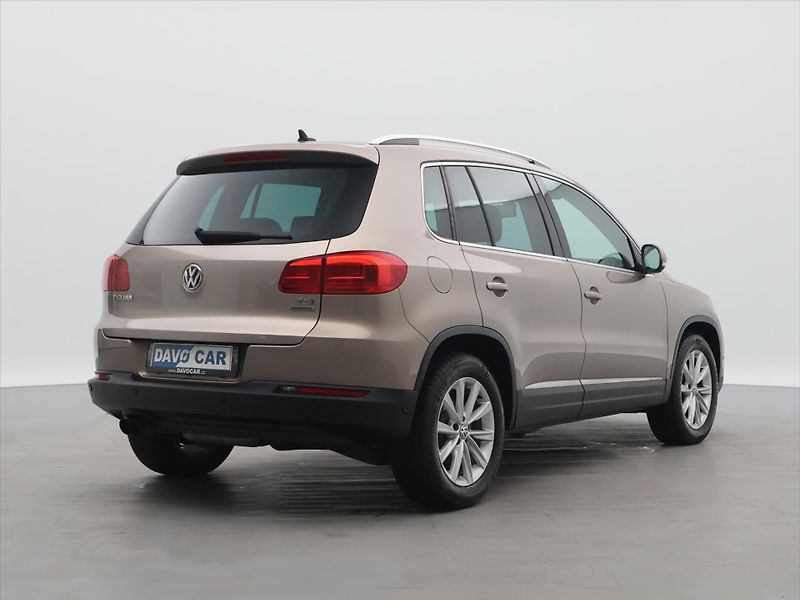 Volkswagen Tiguan 1,4 TSI 90kW Style&Sport 1.Maj - fotka 7 z 29
