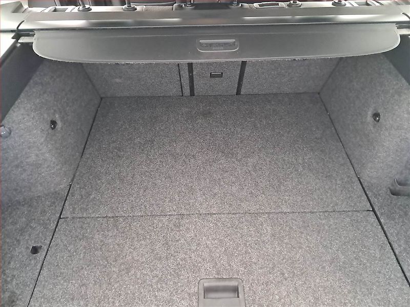 Škoda Octavia (2014) 1.6 TDI, Tempomat - fotka 14 z 18