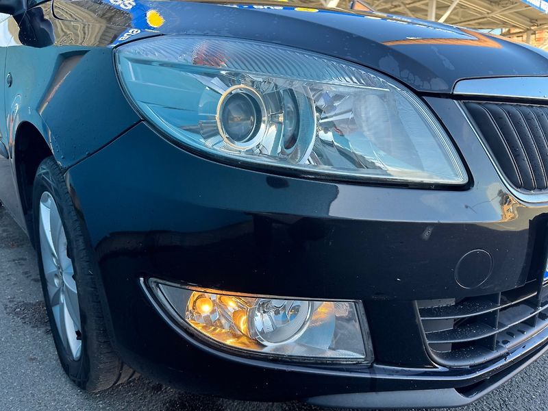 Škoda Roomster (2014) 1.2 TSI 63kW Black edition - fotka 37 z 42