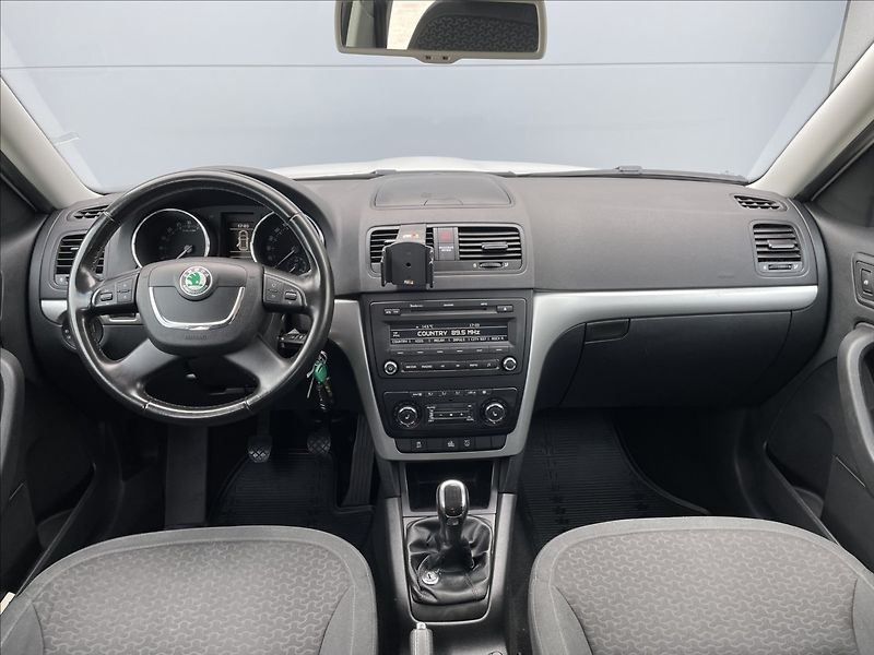 Škoda Yeti 2,0 TDI 81KW 4X4 ČR. - fotka 9 z 22